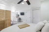 Luxury Private Studio + Backyard