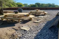 Big Mike's Cabin on the lake, next to ball diamonds nestled in 3 -cabin village