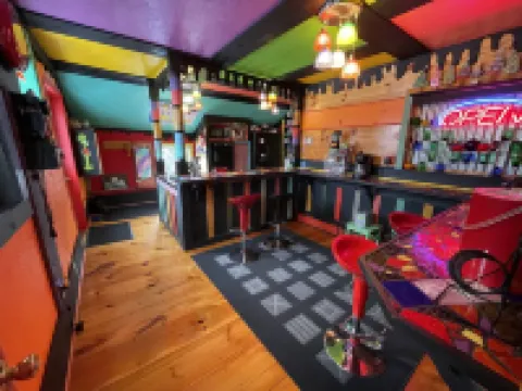 Rental House located TWO minutes walking distance to Ellicottville town!