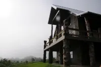 Antler Hill Lodge- Newly Built!