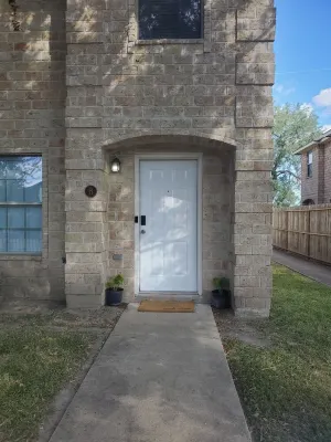 Smart lock Boho chic 4 min from Airport