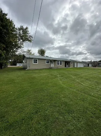 Route 66 Rails to Trails home with Central AC and WIFI Отели в г. Кларион Каунти