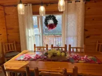 CompassCreekCabin - Luxury LogCabin on Rushing Creek