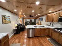 JC's Place #4 Hotels in Hebron