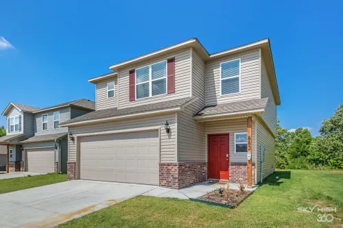 The Bird House - Private Hot Tub, 2 Miles to U of A, Baum & Fayetteville Square