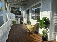 Dog friendly apartment close to beaches. Own private yard, garden and 2 decks.