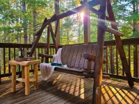 Serene Spring Escape, 6Bd, Game Room, Near Mackinaw and Harbor Springs!