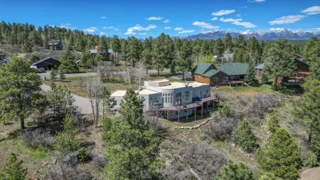 Pagosa Springs Spacious 3 BR Entire House w/AC