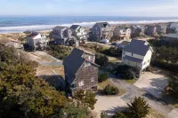 Semi-Oceanfront home with direct access to the beach!