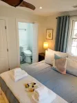 Newly Renovated Guest House  Near the Beach!