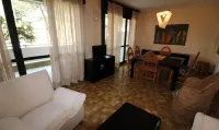 Cozy apartment with pool near the sea - Hot Tub