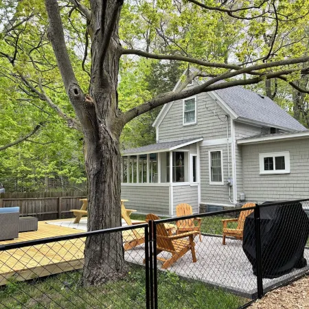 Corner Cottage, Downtown Saugatuck