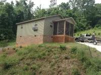 Cozy cabin on Lake Guntersville, Alabama