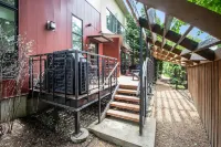 Luxury Condo at Vineyard Lofts