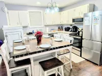 Pet-Friendly 3Bd/2BA Entire Home Near Downtown, Colleges, Tanger, Coliseum