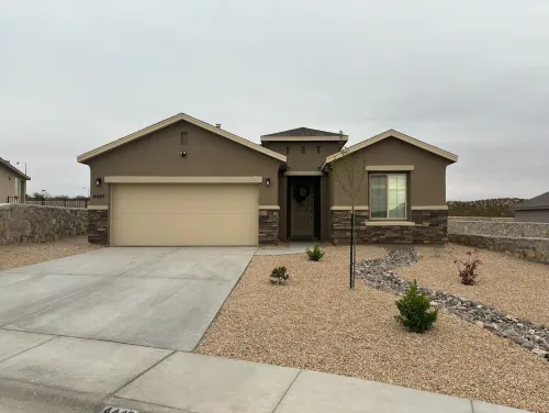 Las Cruces, New 4BR home, Vacation, Games, Pickleball, Family Friendly