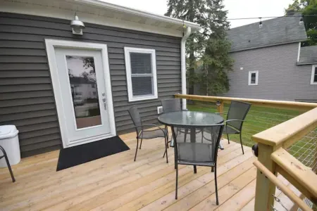 3BR Newly Renovated House in the heart of Sturgeon Bay