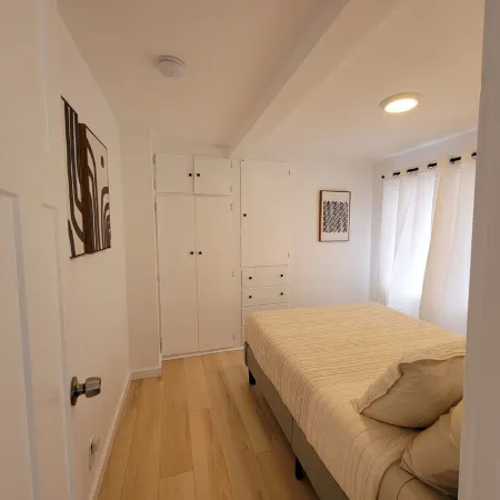 Newly Renovated, Private Backyard with Hot Tub