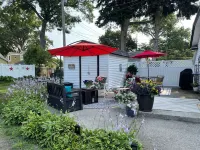 Harbor Home on Miner-An Adorable Lakeside Bungalow - 3-Star