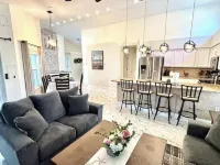 Luxurious Relaxation Home - Pool Games / 8PPL-4BR