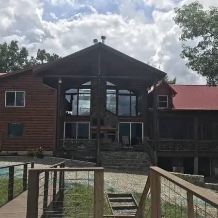 Great Smoky Mountains Retreat