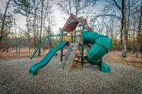 "Wish You Were Here", Where Luxury & Location Meet - 5bd, 3ba