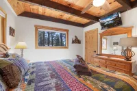 Family Friendly-Great Location-Prestigious Neighborhood-AC-10 Min to Skiing