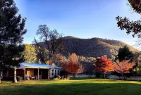 Historic Miners Cottage on Howqua River - 무료 와이파이