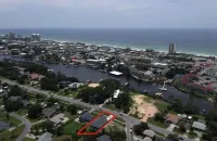 Brand new 4 bedroom home-Short walk to beach