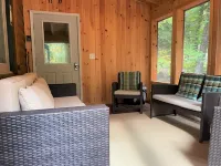 Lakes & Mountain Experience! 4 Seasons Getaway -- 3 Bed Cozy Cabin