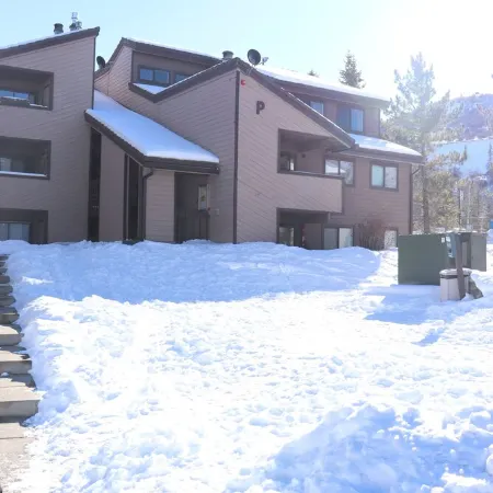 Amazing, newly remodeled 2B/2B across Beaver Creek Bear lot
