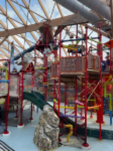 Game Room~Grill~Screen Porch~Fireplace~Top of Mountain~Walk to Most Amenities