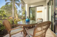 Newly Updated Luxury Condo at Naples Bay Resort - Pools, Spa, Lazy River & More!