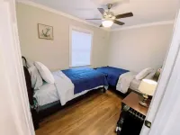Playing Hooky Cabin / 2 Bedroom-1 Bath