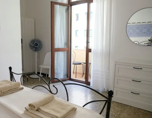 just 80 meters from the sea, best area of Alghero, 3 bedrooms, private parking