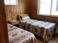 Loon Cabin at Pelican Lake Hotels in Oneida County