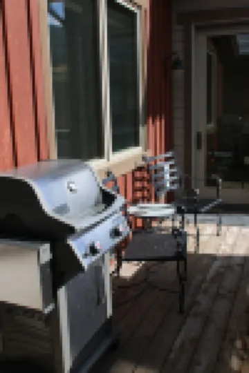 Luxury Condo, Private Hot Tub, Perfectly Located