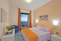 Zaffiro apartment with panoramic sea view between Amalfi and Positano - 3つ星