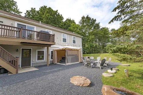 5 Bedrooms,Linens&Hot-Tub Lake Kayak Golf & SplitRock !