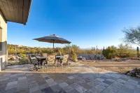 Luxury Catalina Foothills Heated Pool and Spa Sleeps 16