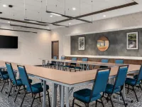 皮茨伯勒希爾頓歡朋套房酒店 查塔姆縣酒店