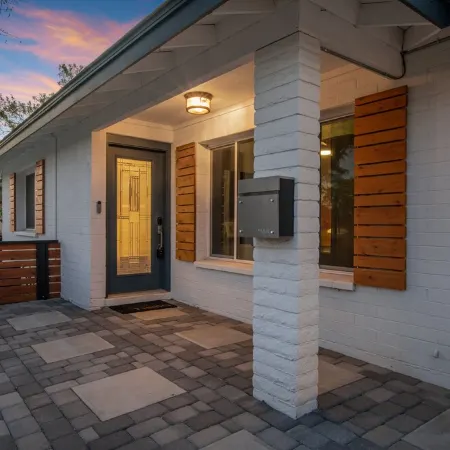 Chateau Balboa! Heated Pool/BBQ/Family Friendly