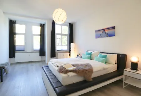 *NEW* Central (5min to city center) *Netflix & Amazon Prime* Kleiststrasse 4 MD Отели рядом с достопримечательностью «Kloster Unser Lieben Frauen»