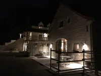 La Motte du château de Sonnay, near Chinon : Gîte  for 4