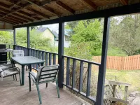 Entire Home & Fenced Yard For Family & Pets