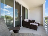 Waterfront Relaxation - Modern Comfortable Condo 새러소타 호텔