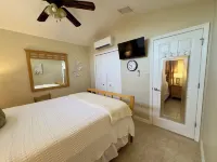 Cozy Private Apartment - Stylish & Spotless — No Sharing Areas Hotels in der Nähe von Arte Boríkua Galeria C