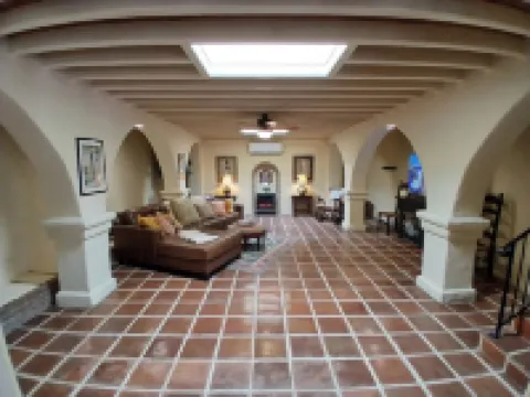 BIG ONE OF A KIND EUROPEAN SPANISH MEXICAN HACIENDA HOUSE W/ POOL ARTSY VINTAGE