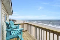 "Island Time", Peaceful 5BR Oceanfront Cottage