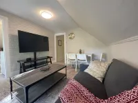 2b apt loft Downtown Ipswich Hotels in Ipswich